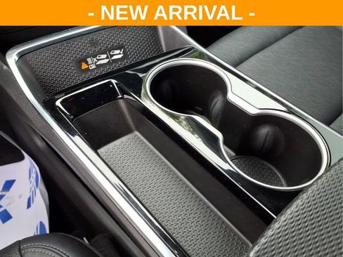 Used 2025 Chevrolet Equinox LT w/ Convenience Package II FWD image 25