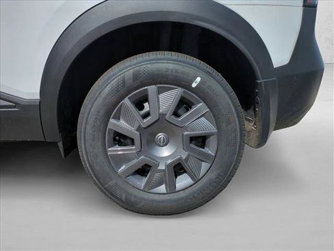 New 2026 Nissan Kicks S FWD image 9