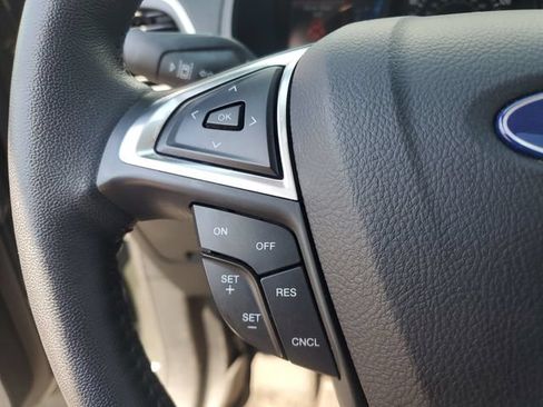Used 2024 Ford Edge SEL w/ Convenience Package AWD/4WD image 12