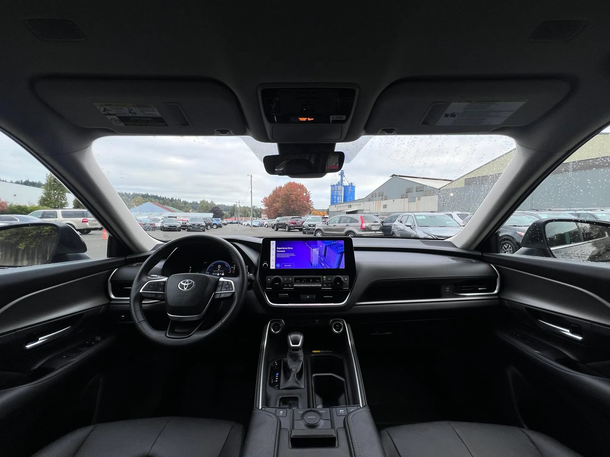 Used 2024 Toyota Grand Highlander AWD Hybrid image 23