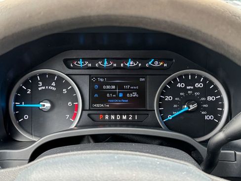 Certified 2019 Ford F250 XLT w/ XLT Value Package AWD/4WD image 29