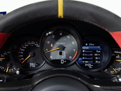 Used 2018 Porsche 911 GT2 RS image 24