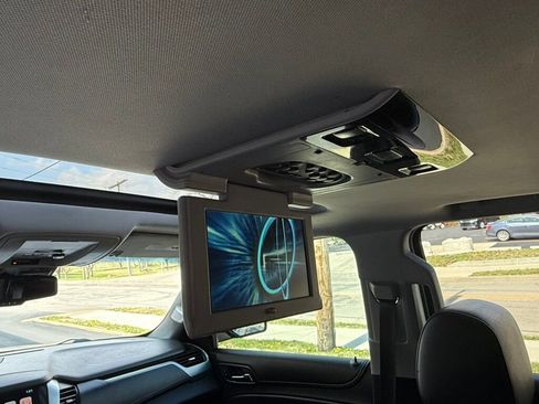 Used 2015 Chevrolet Tahoe LTZ image 39