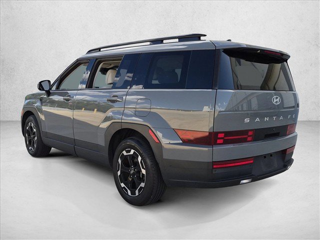 Used 2024 Hyundai Santa Fe SEL FWD image 7