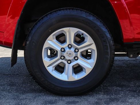 Used 2024 Toyota 4Runner SR5 RWD image 11