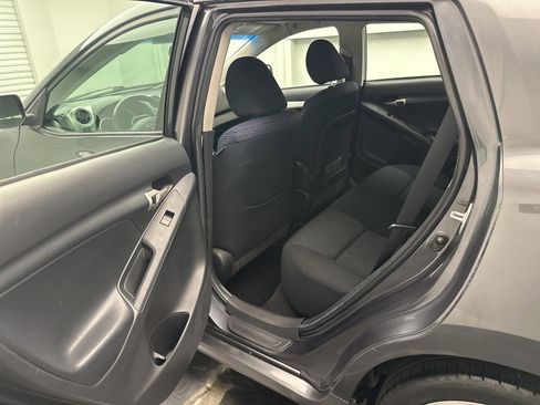 Used 2009 Toyota Matrix XRS w/ All Weather Guard Pkg image 6