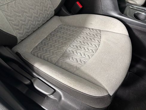 Used 2024 Chevrolet Equinox LT image 26