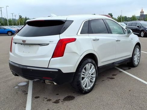 Used 2019 Cadillac XT5 Premium Luxury FWD image 4