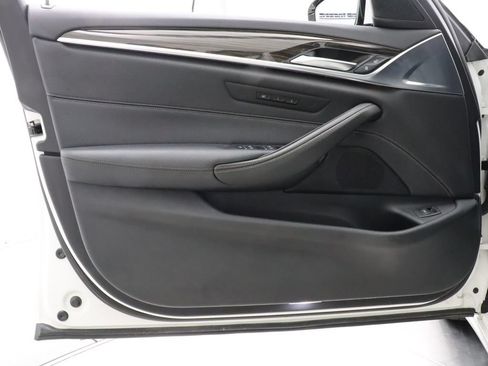 Used 2019 BMW 530i w/ Convenience Package RWD image 38