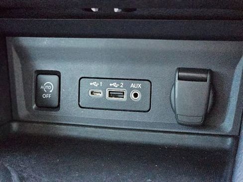 Certified 2024 Nissan Sentra SR w/ SR Premium Package image 25