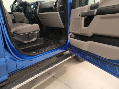 Used 2016 Ford F150 XLT w/ XTR Package image 7