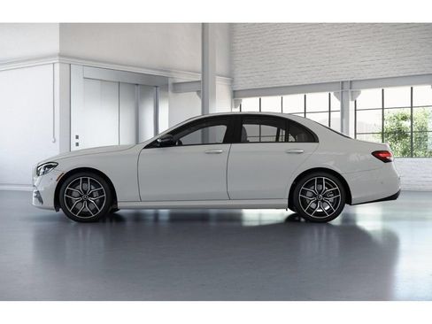 Used 2021 Mercedes-Benz E 350 4MATIC Sedan image 35