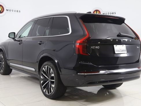 Used 2025 Volvo XC90 B6 Plus AWD/4WD image 4