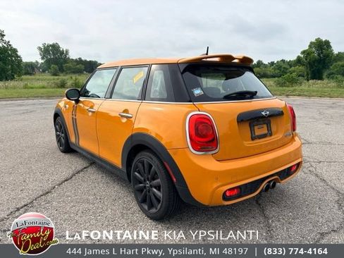 Used 2018 MINI Cooper S FWD image 3