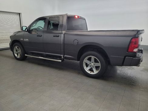 Used 2018 RAM 1500 Express AWD/4WD image 3