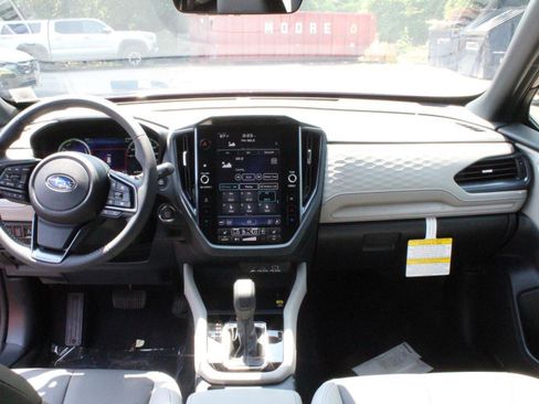 New 2025 Subaru Forester Limited image 16