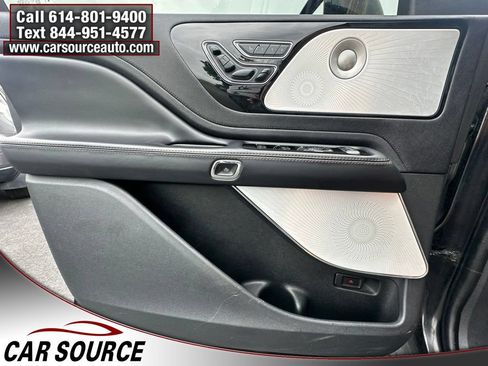 Used 2022 Lincoln Aviator Reserve w/ Equipment Group 201A AWD/4WD image 17