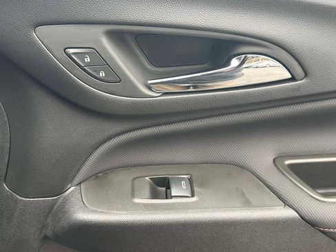 Certified 2024 Chevrolet Equinox RS image 27