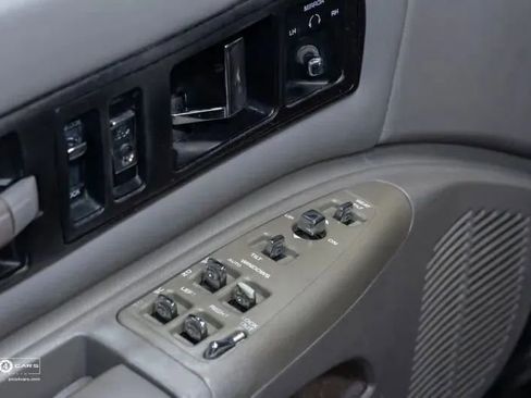 Used 1995 Chevrolet Impala SS RWD image 11