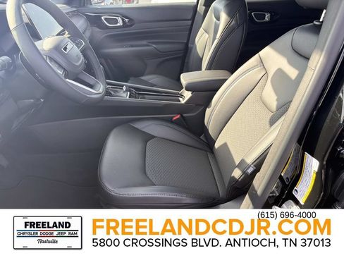 New 2026 Jeep Compass Latitude AWD/4WD image 20