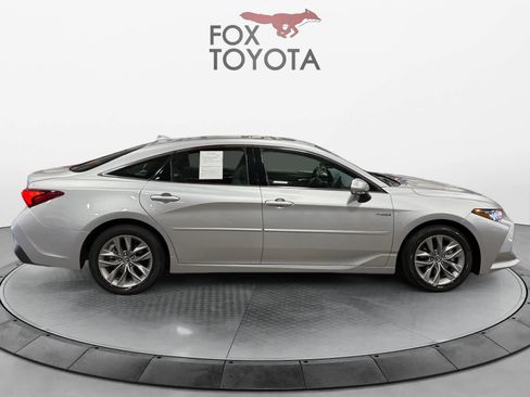 Used 2020 Toyota Avalon XLE w/ Moonroof Package FWD image 7