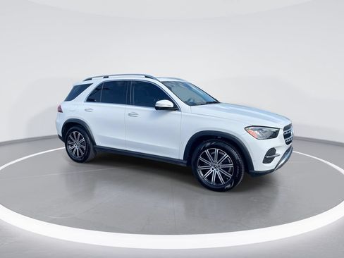 Used 2024 Mercedes-Benz GLE 350 4MATIC image 2