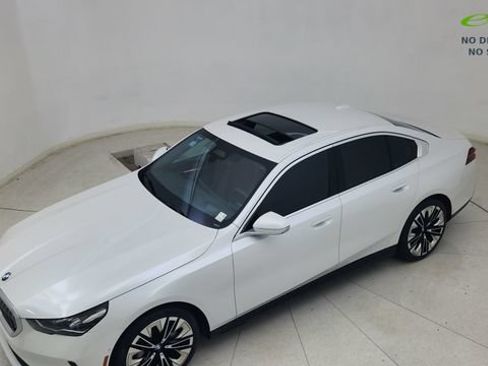 Used 2026 BMW 540i xDrive AWD/4WD image 81