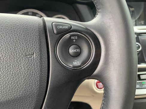 Used 2015 Honda Accord EX-L image 13