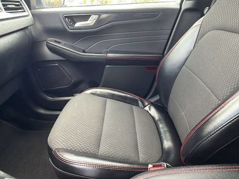 Used 2024 Ford Escape ST-Line AWD/4WD image 23