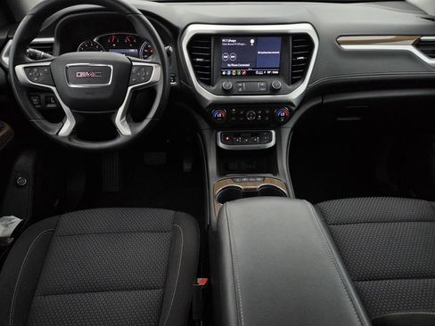 Used 2023 GMC Acadia SLE w/ Driver Convenience Package FWD image 8