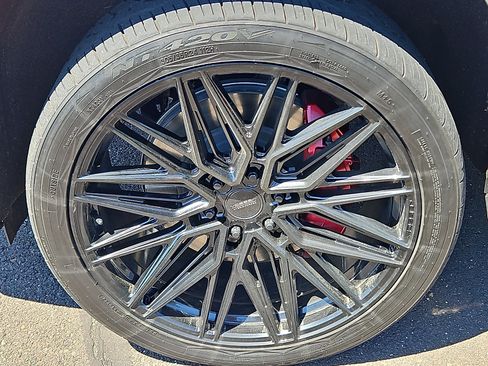 Used 2024 Cadillac Escalade ESV V w/ LPO, Floor Liner Package AWD/4WD image 8