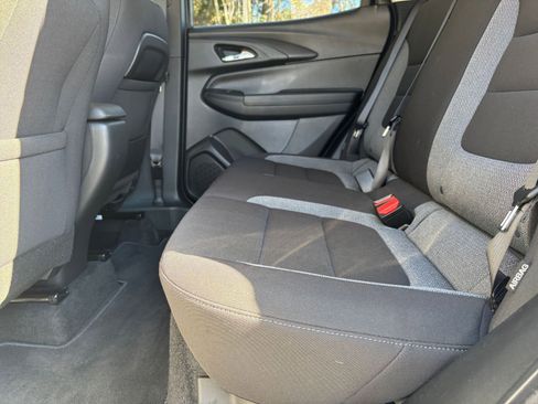 Used 2025 Chevrolet TrailBlazer LT image 29