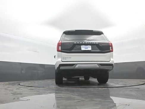 New 2026 Ford Expedition Platinum w/ Platinum Ultimate Package AWD/4WD image 38