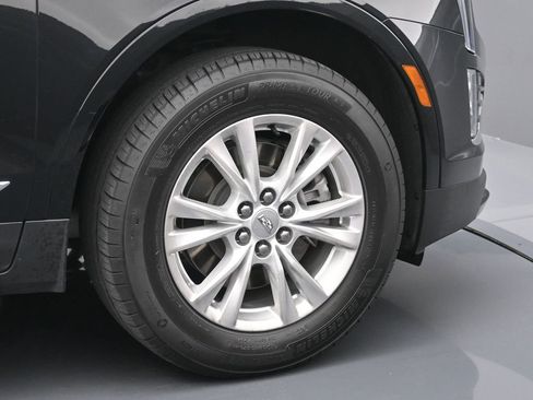 Used 2023 Cadillac XT5 Luxury FWD image 6