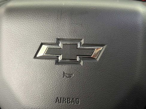 Used 2021 Chevrolet Silverado 1500 Custom Trail Boss image 22