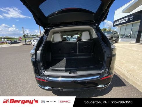 Certified 2022 Buick Enclave Avenir w/ Avenir Technology Package AWD/4WD image 30