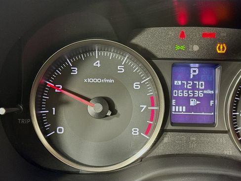 Used 2015 Subaru Impreza 2.0i Premium AWD/4WD image 14