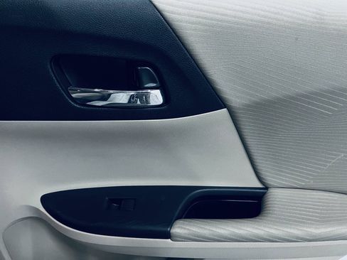 Used 2017 Honda Accord LX image 35