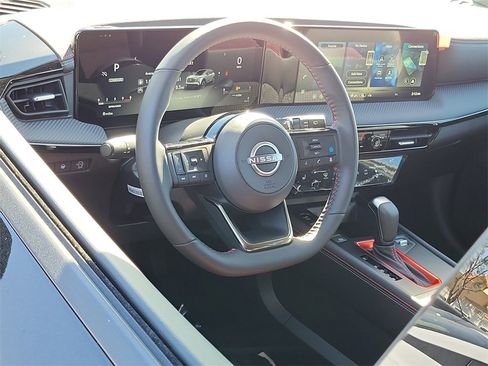 New 2026 Nissan Kicks SR w/ SR Premium Package image 4