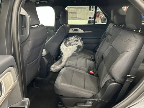 New 2027 Ford Explorer Active AWD/4WD image 25