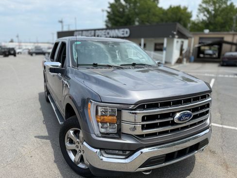 Used 2023 Ford F150 Lariat w/ Trailer Tow Package AWD/4WD image 12