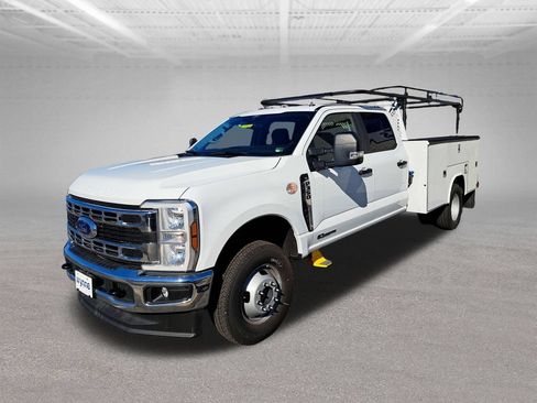 Used 2025 Ford F350 XL w/ XL Chrome Package AWD/4WD image 4