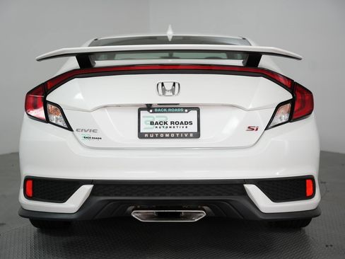 Used 2018 Honda Civic Si image 9