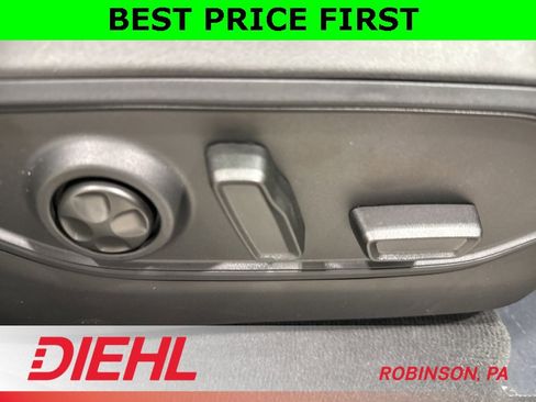 New 2025 Jeep Grand Cherokee L Limited w/ Trailer Tow Package image 16