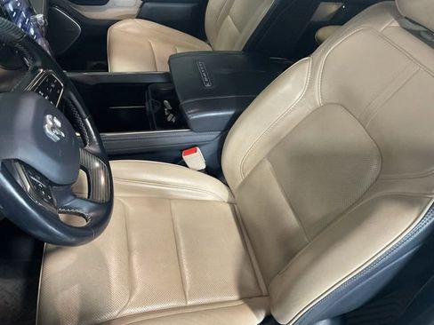 Used 2021 RAM 1500 Limited AWD/4WD image 11