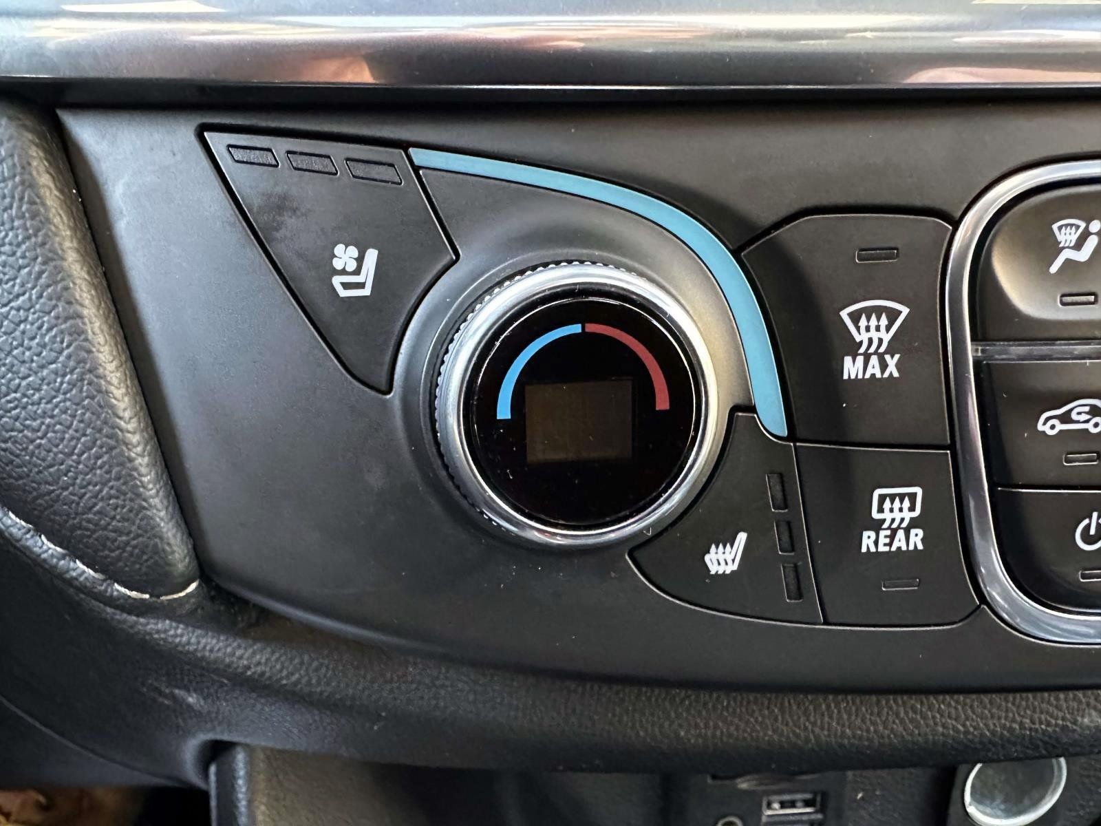 Used 2023 Chevrolet Traverse Premier w/ Redline Edition AWD/4WD image 22