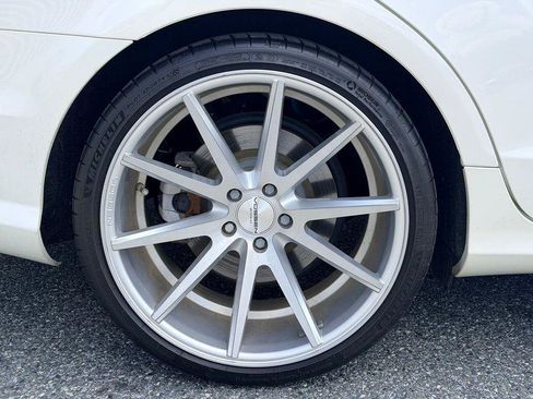 Used 2014 Mercedes-Benz CLS 550 4MATIC image 26