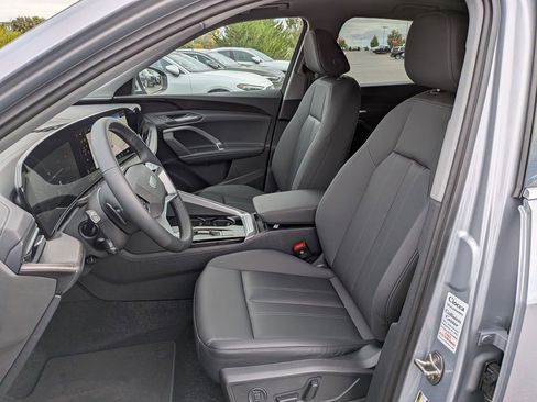 New 2025 Audi Q5 Premium image 12