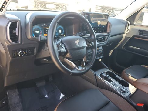 Used 2025 Ford Bronco Sport Outer Banks w/ Outer Banks Tech Package+ image 9