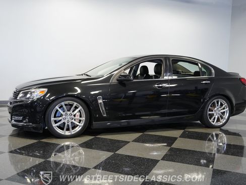 Used 2014 Chevrolet SS RWD image 7